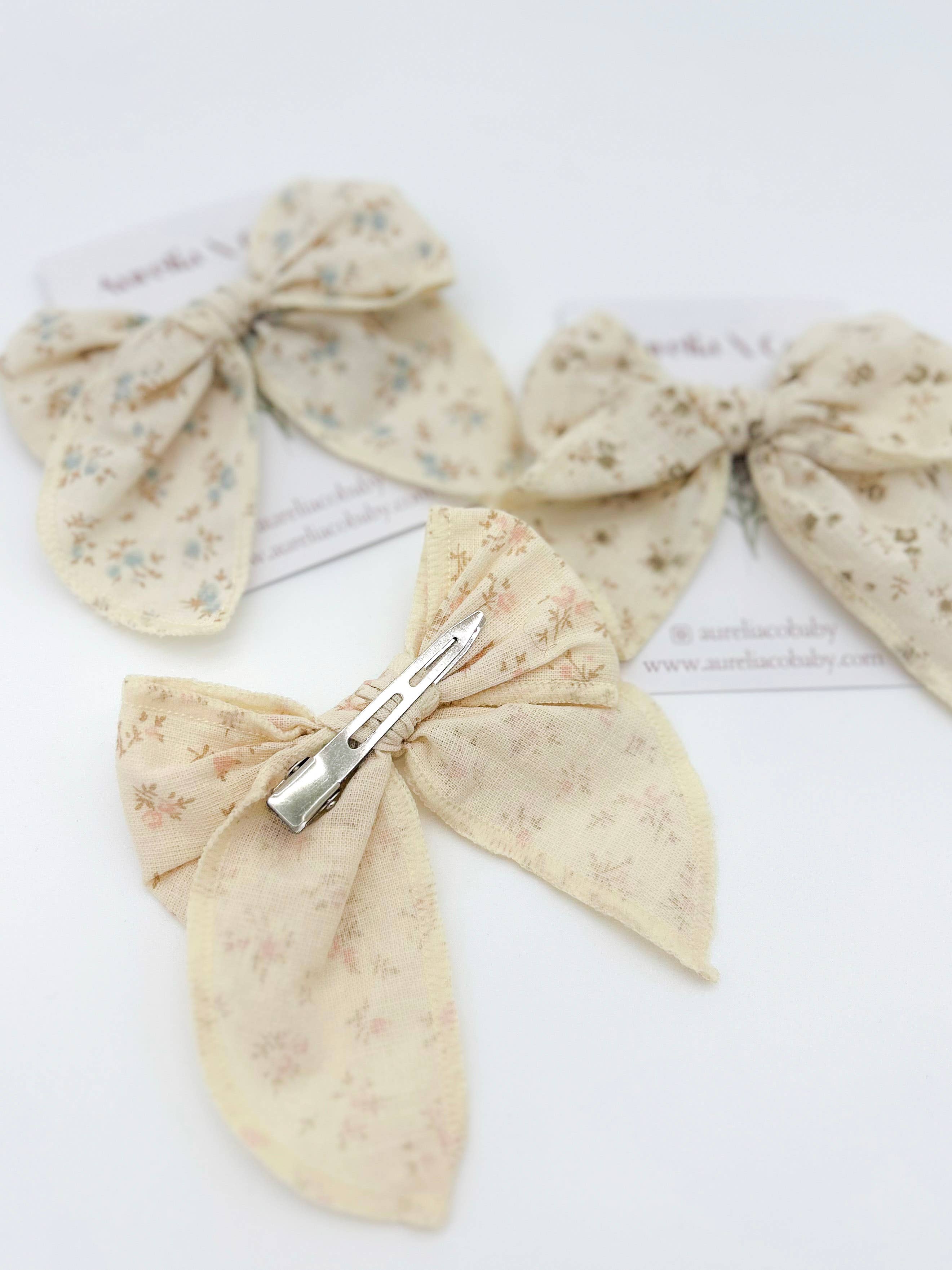 Neutral Floral Hair Bow for Kids/Toddlers